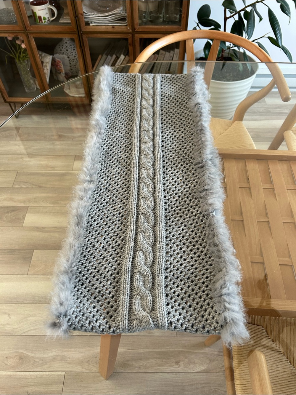 Oxigen Authentic Rabbit Fur Infinity Scarf - Picture 9 of 11